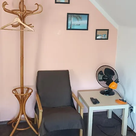 Nocleh Na Jihu * Veselí nad Moravou